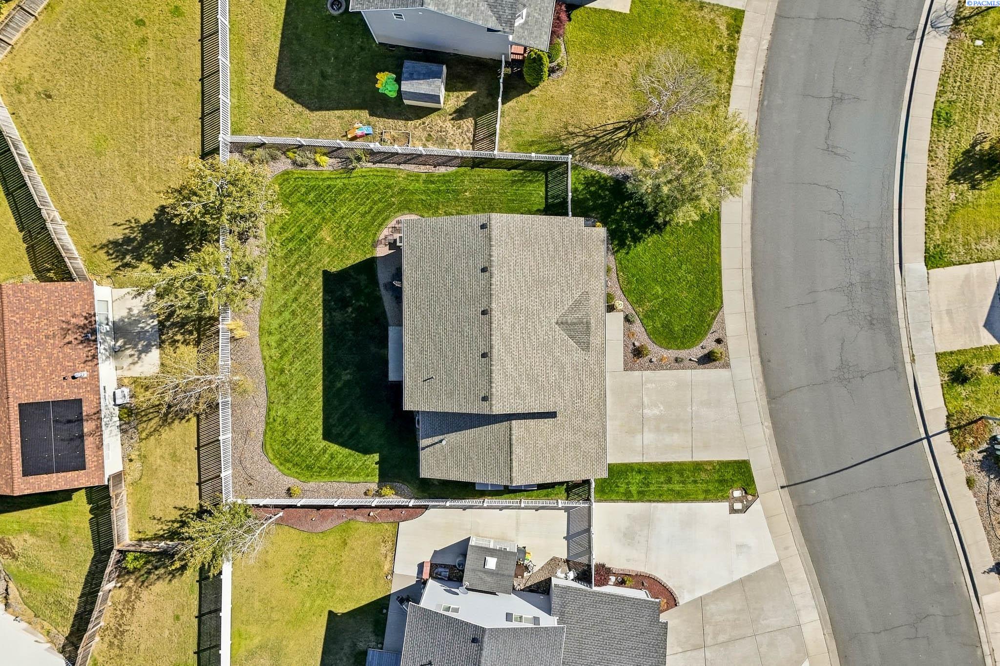 2340 NW Robert St