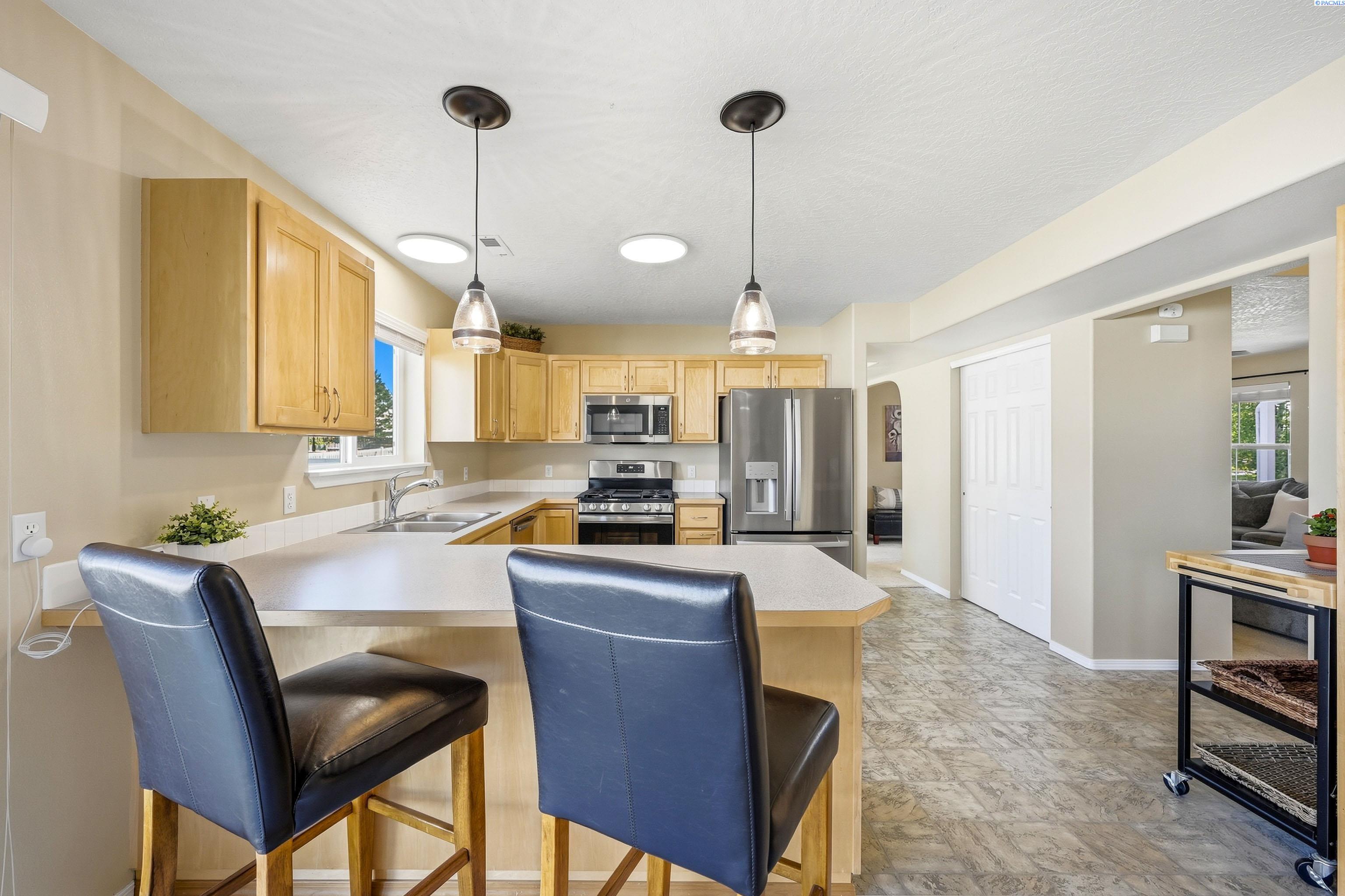 2340 NW Robert St