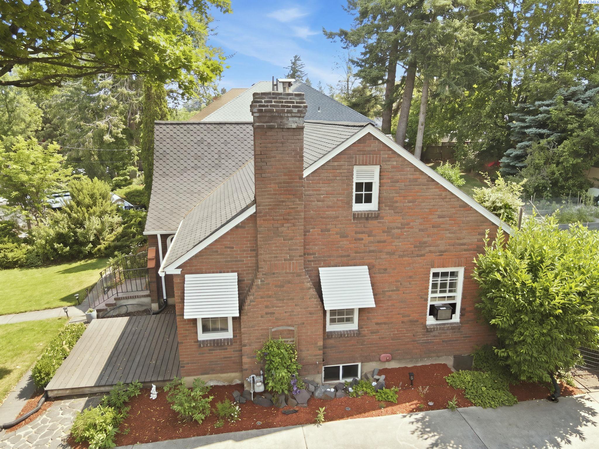 620 SE High Street