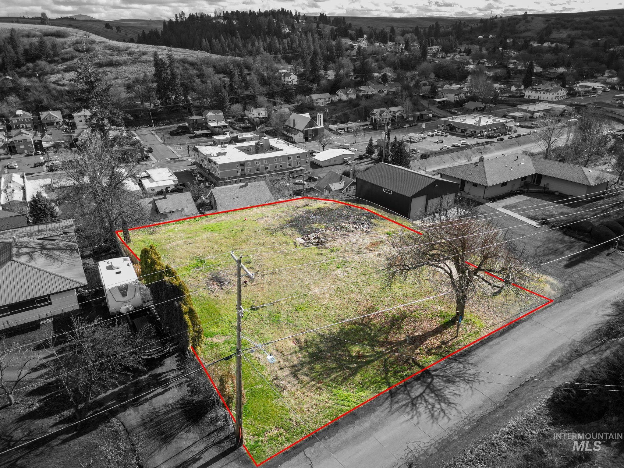 211 S Cromwell Street