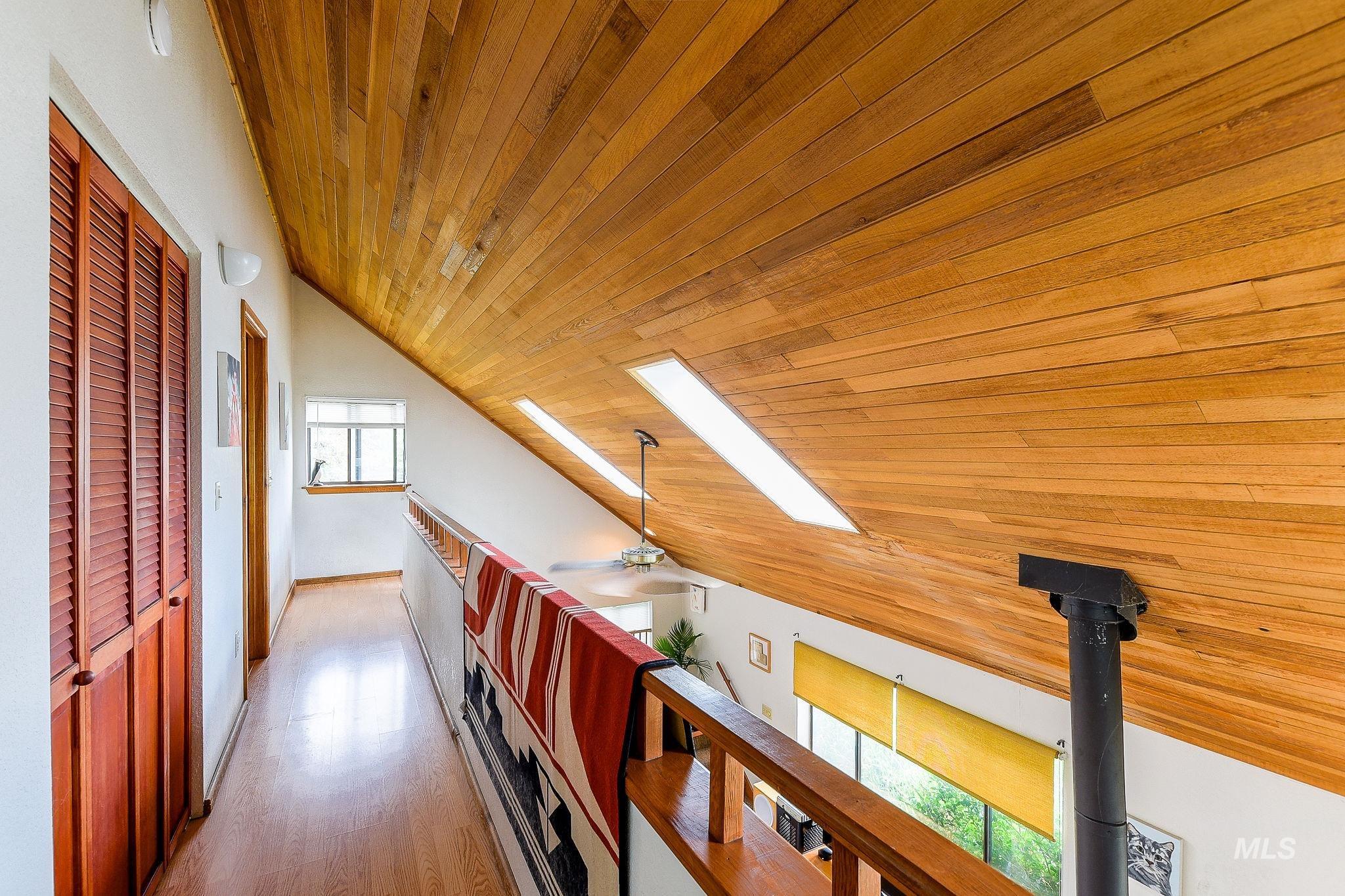 125 S Mountain View Rd