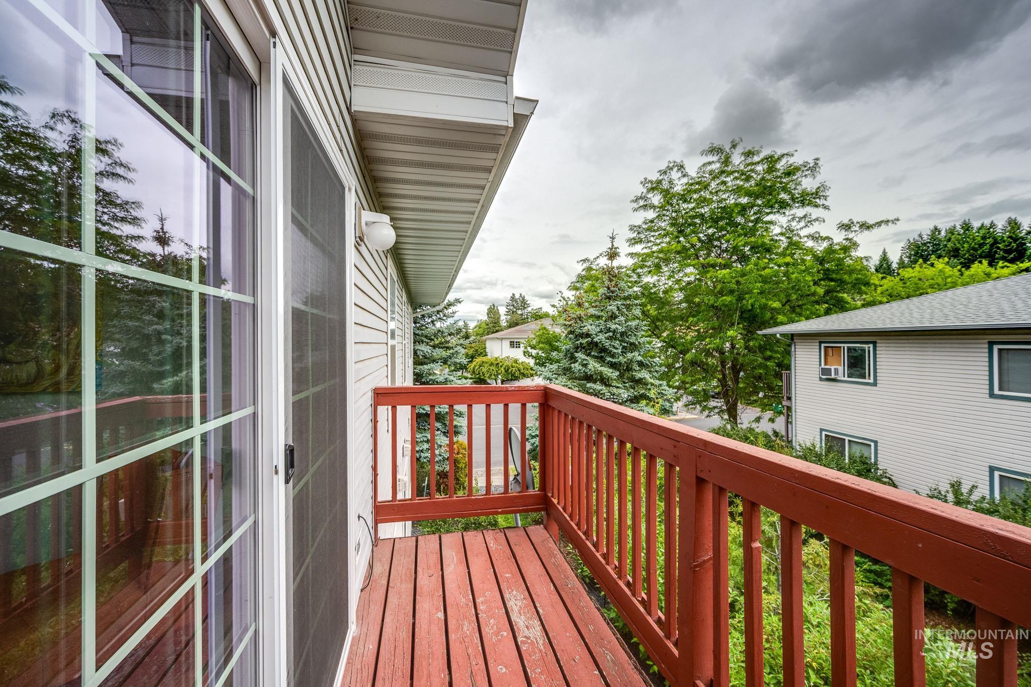 1493 Northwood Drive #203