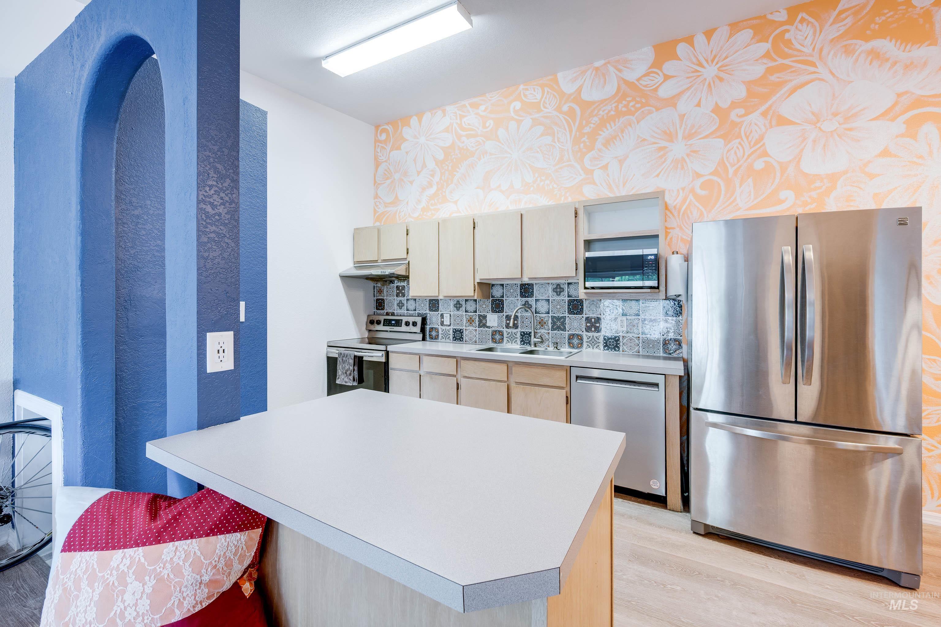 1493 Northwood Drive #203