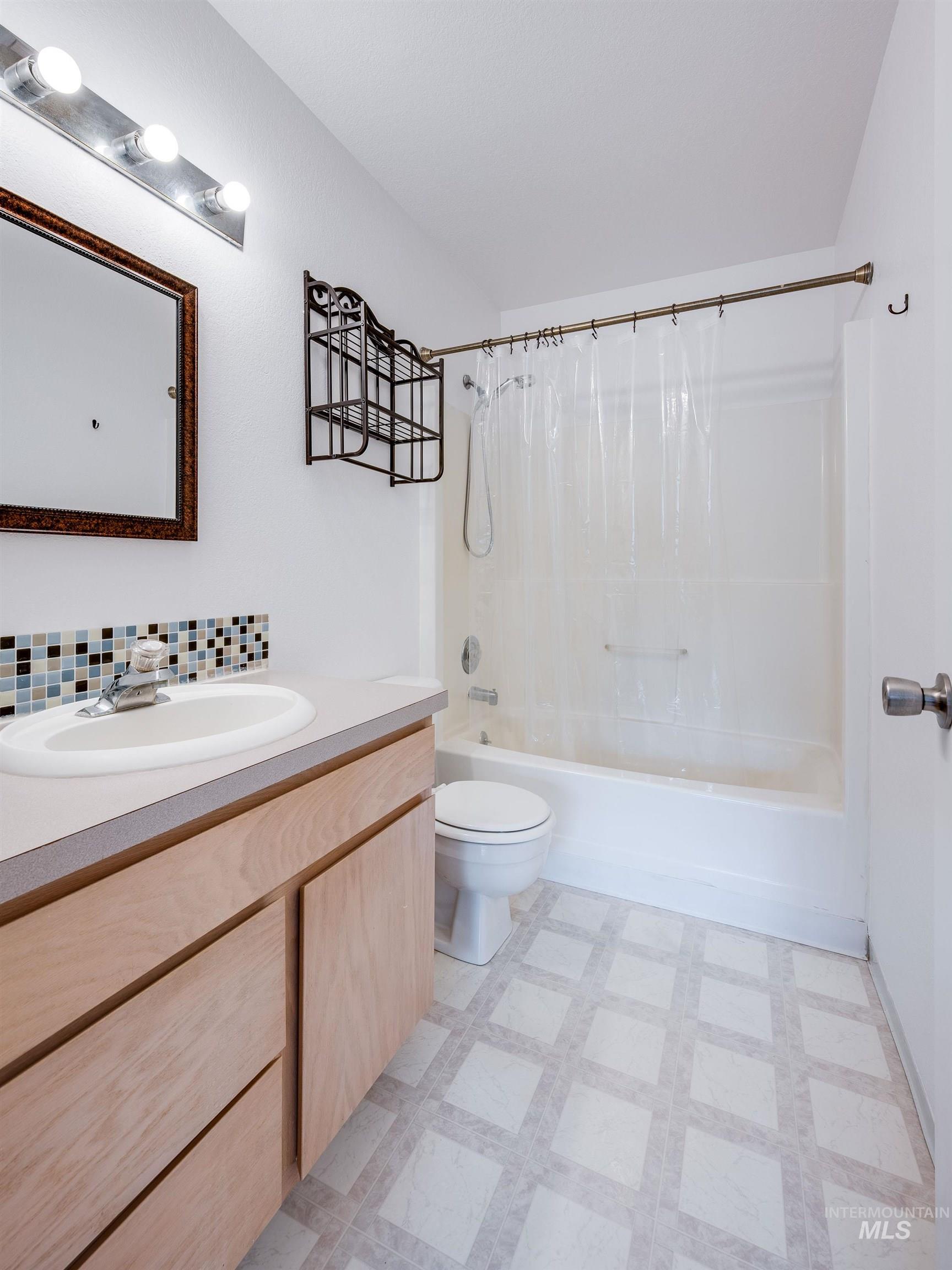 1493 Northwood Drive #203