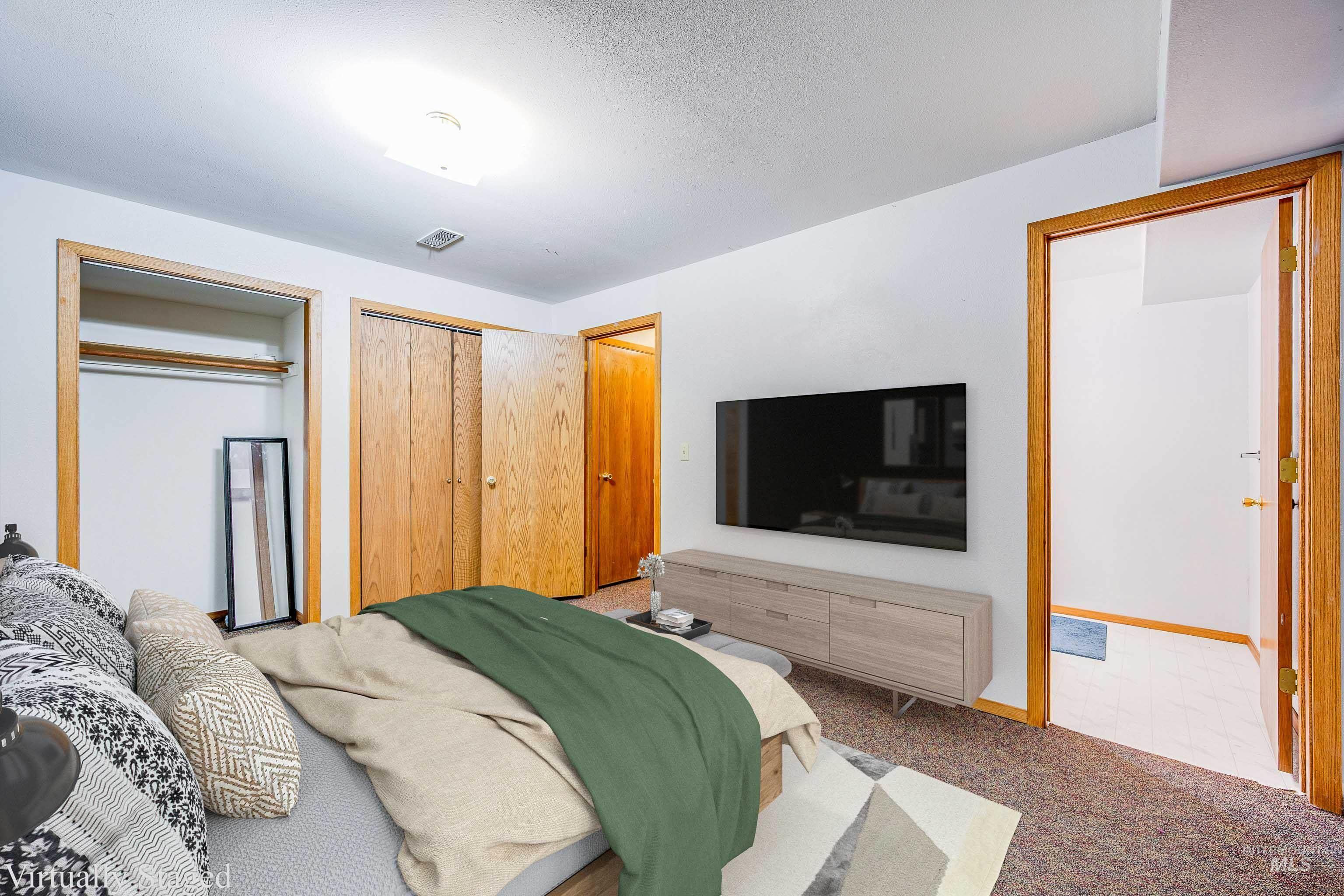 804 S Vista Point Drive