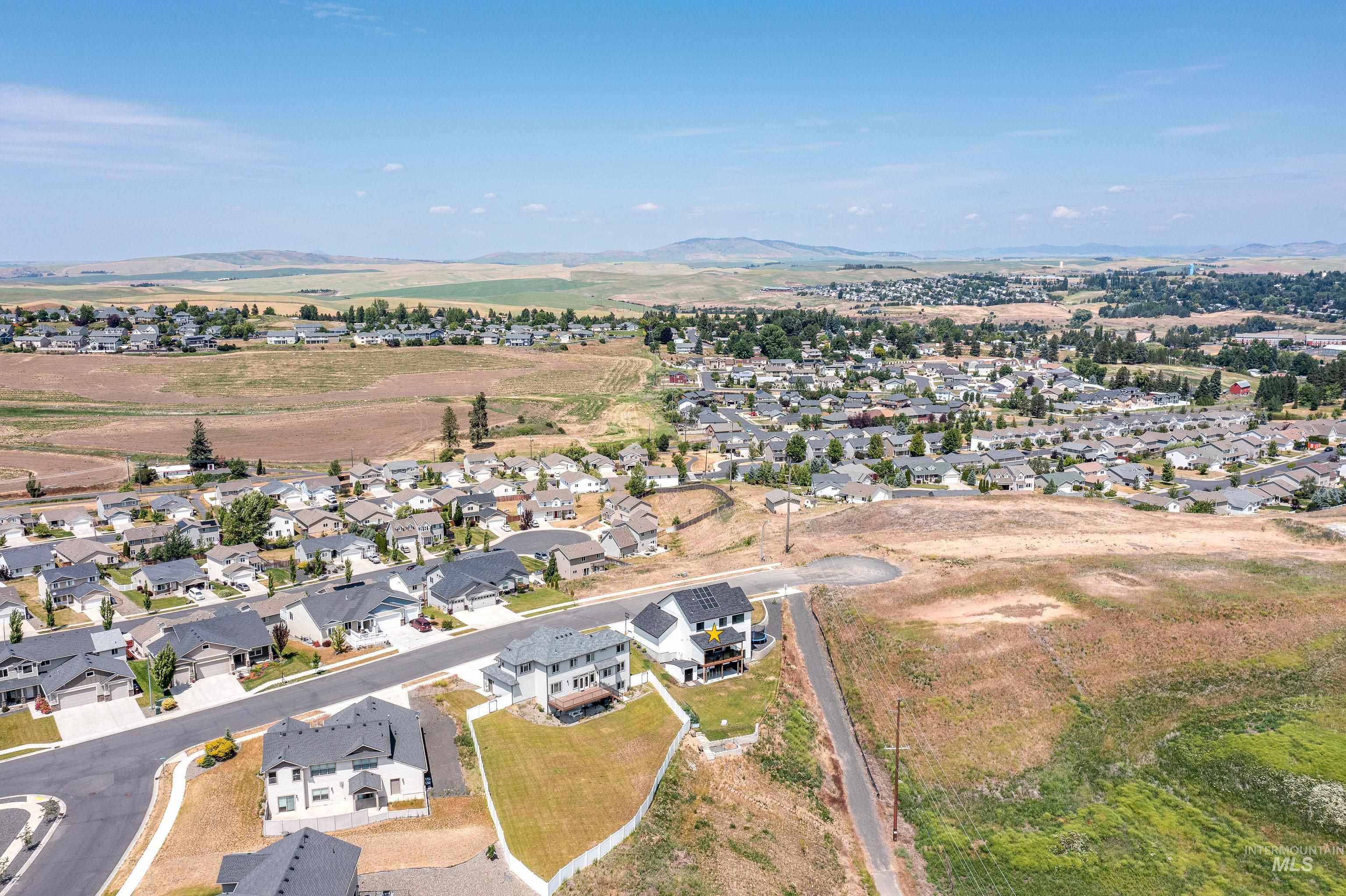 1325 SW Panorama Drive