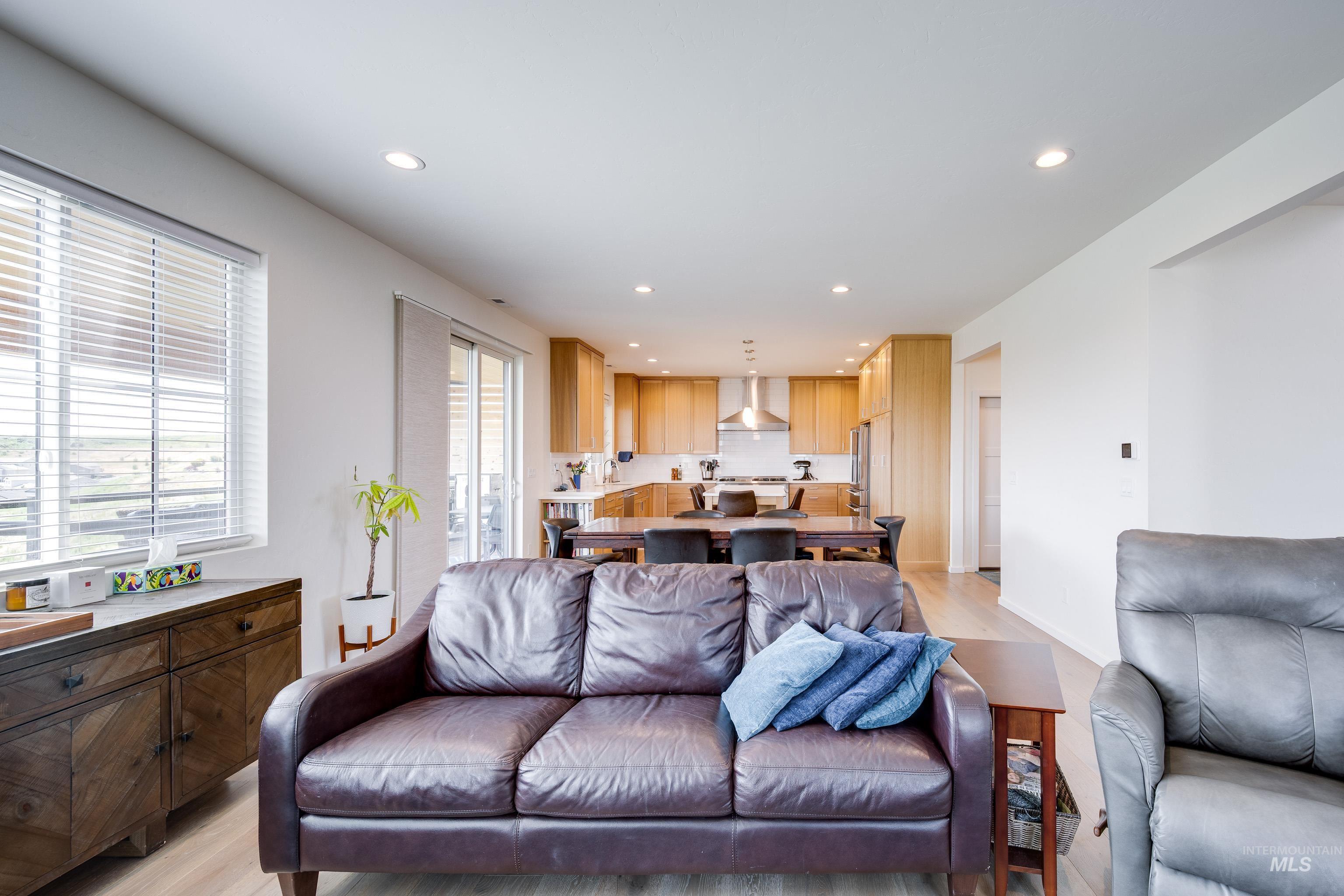 1325 SW Panorama Drive