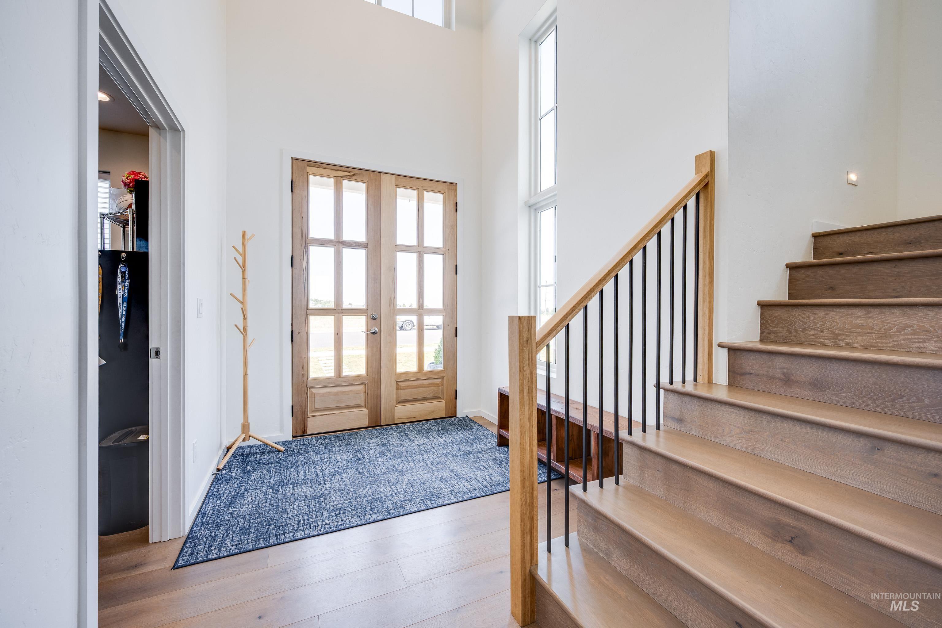 1325 SW Panorama Drive