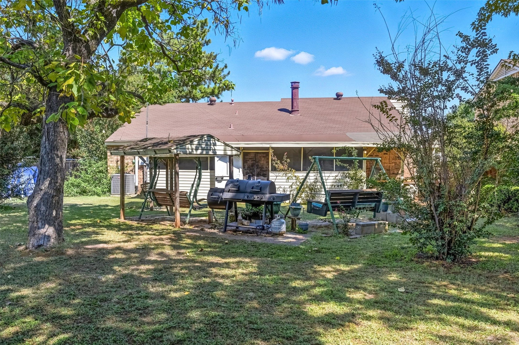 1823 Chestnut Court