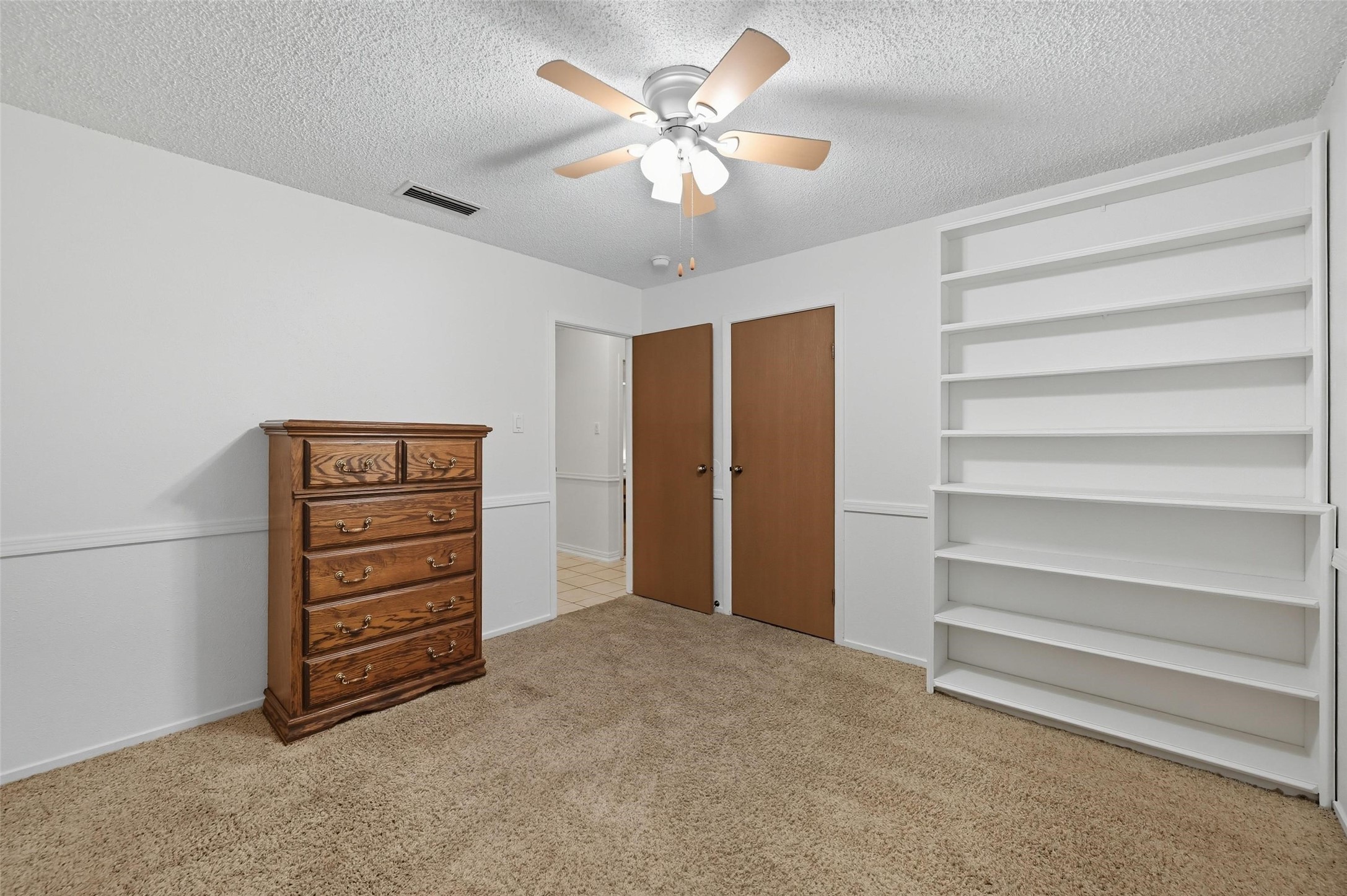 1823 Chestnut Court