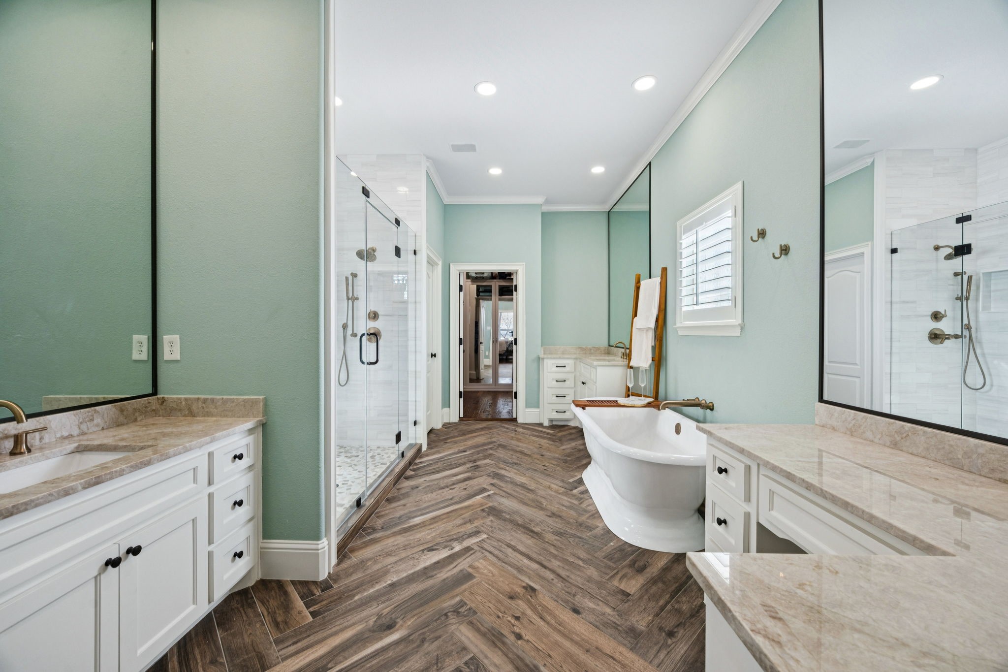 4500 Mahogany Lane