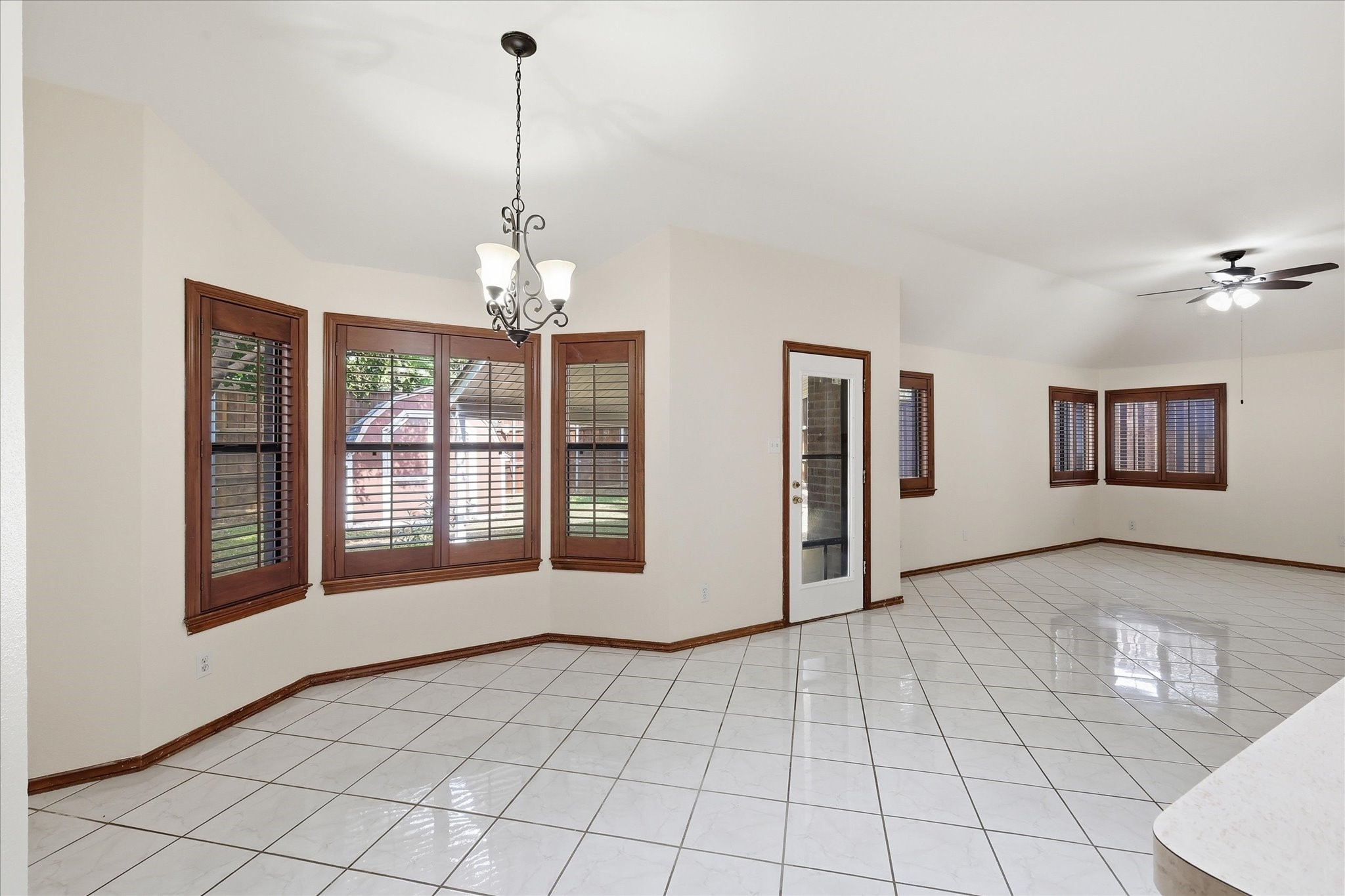 2617 Mountainview Drive