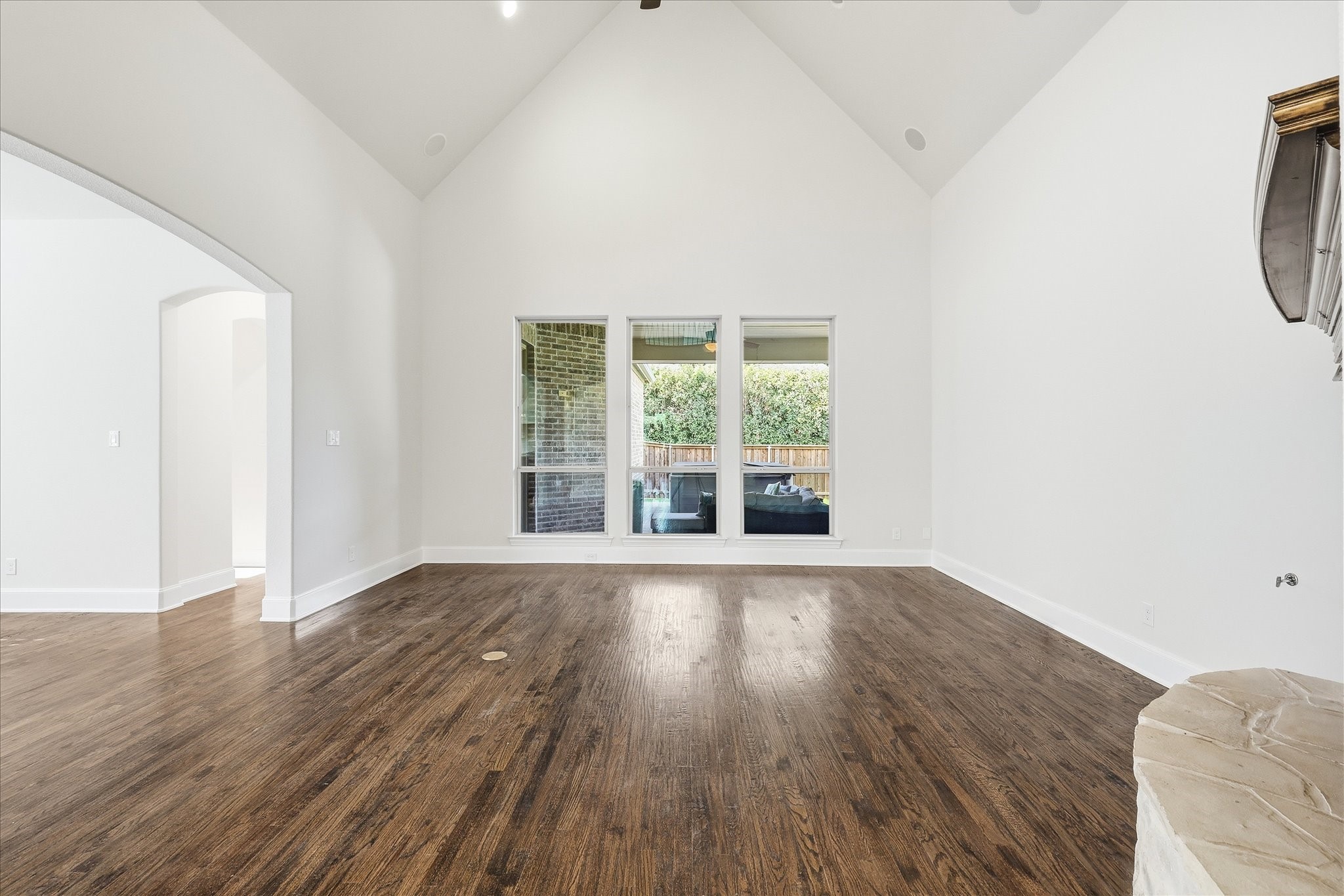 2716 Damsel Madison Lane