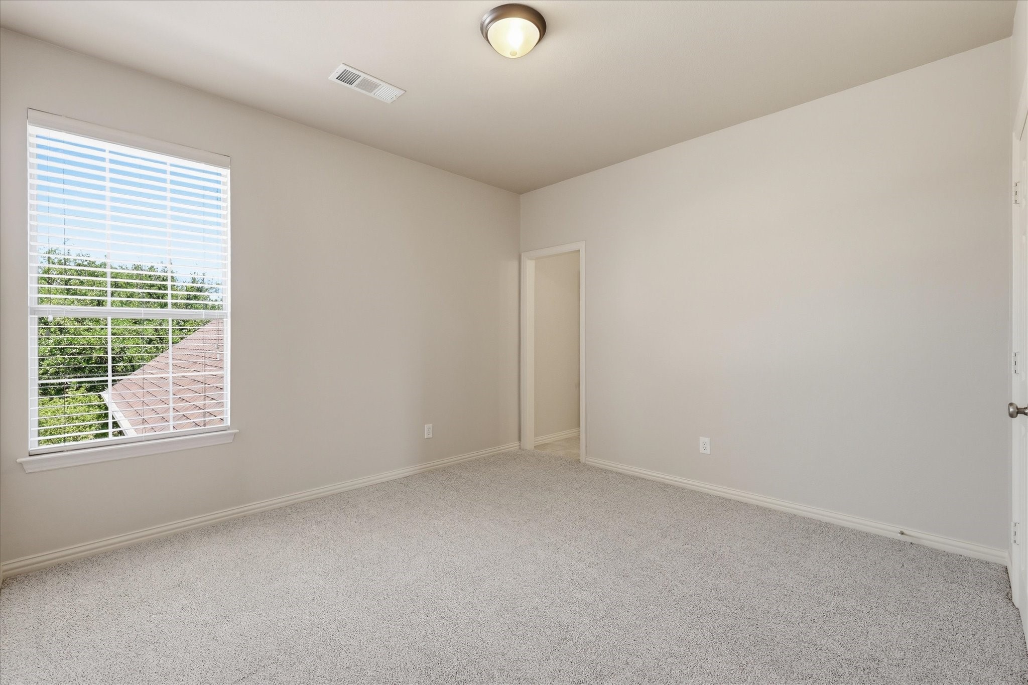 1731 Meadows Avenue