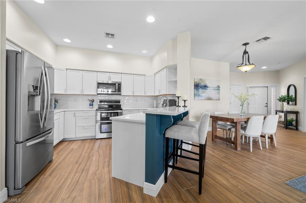 9211 Bayberry BEND # 102