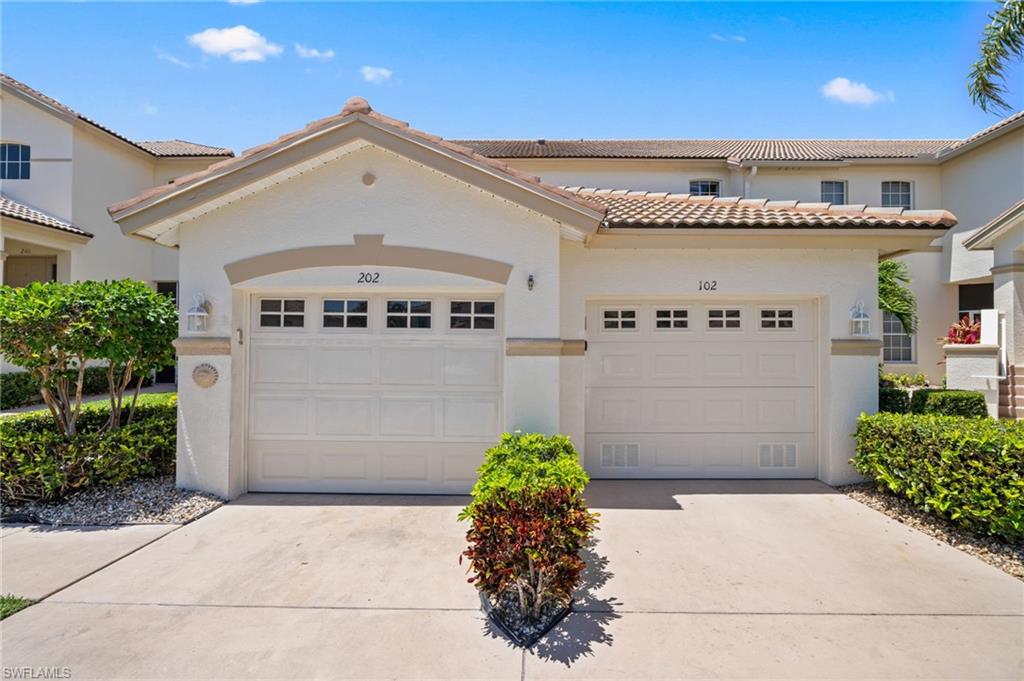 9211 Bayberry BEND # 102