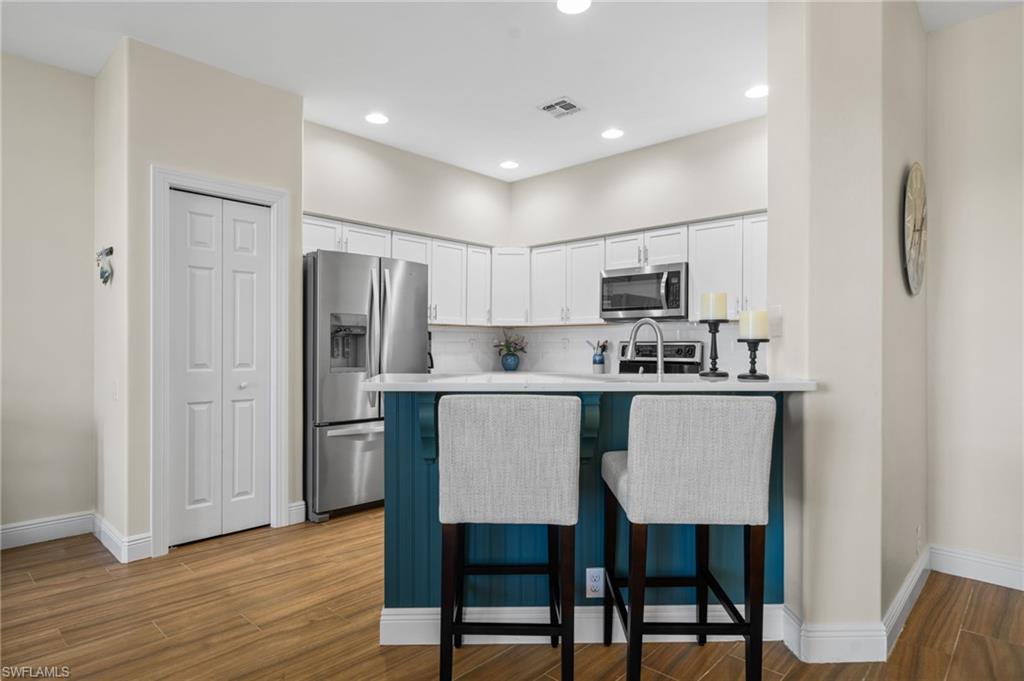 9211 Bayberry BEND # 102