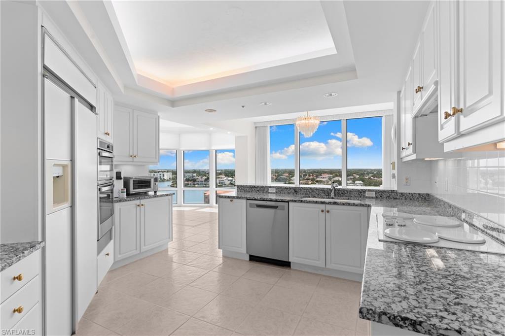 3971 Gulf Shore BLVD N 1004