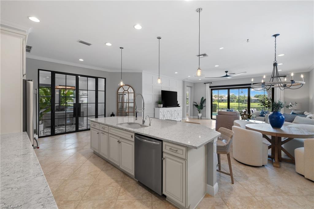 4719 Abaca CIR