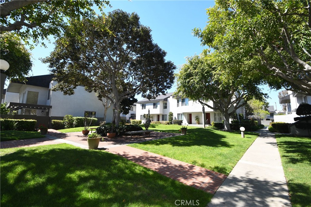 12583 Cluster Pines Rd