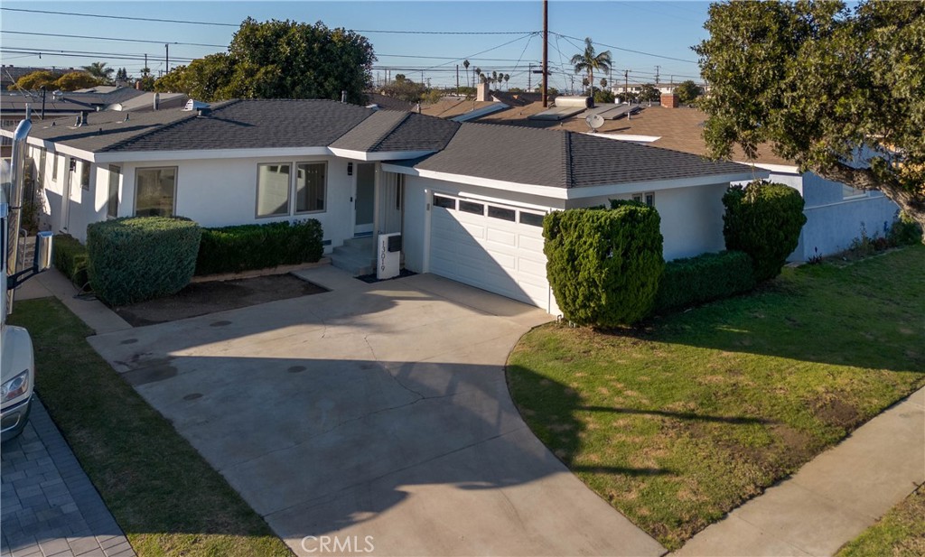 13019 Cimarron Ave