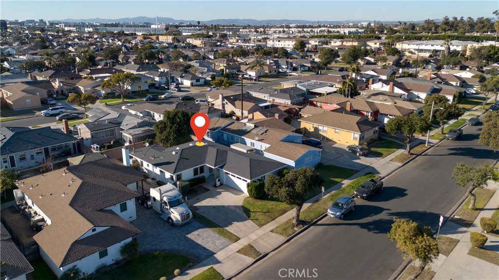 13019 Cimarron Ave