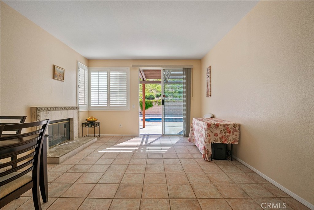 1147 Rosemary Circle