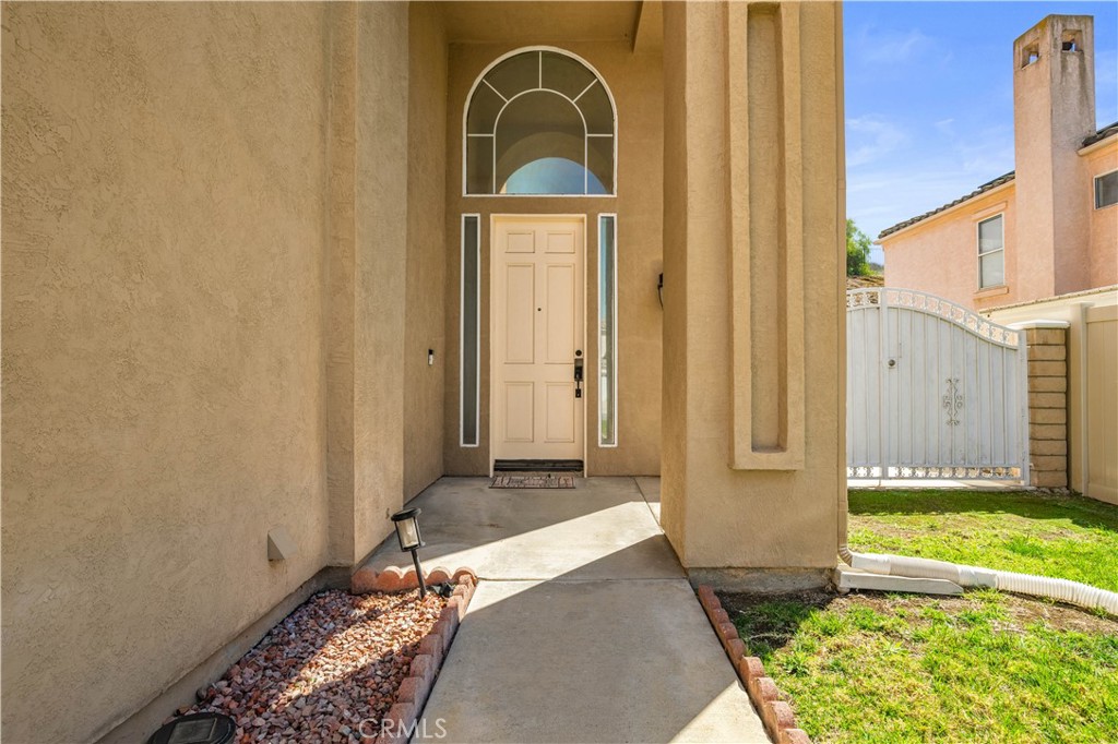 1147 Rosemary Circle