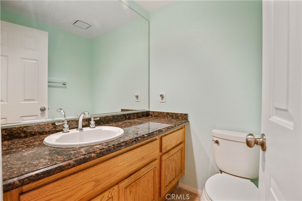 1147 Rosemary Circle