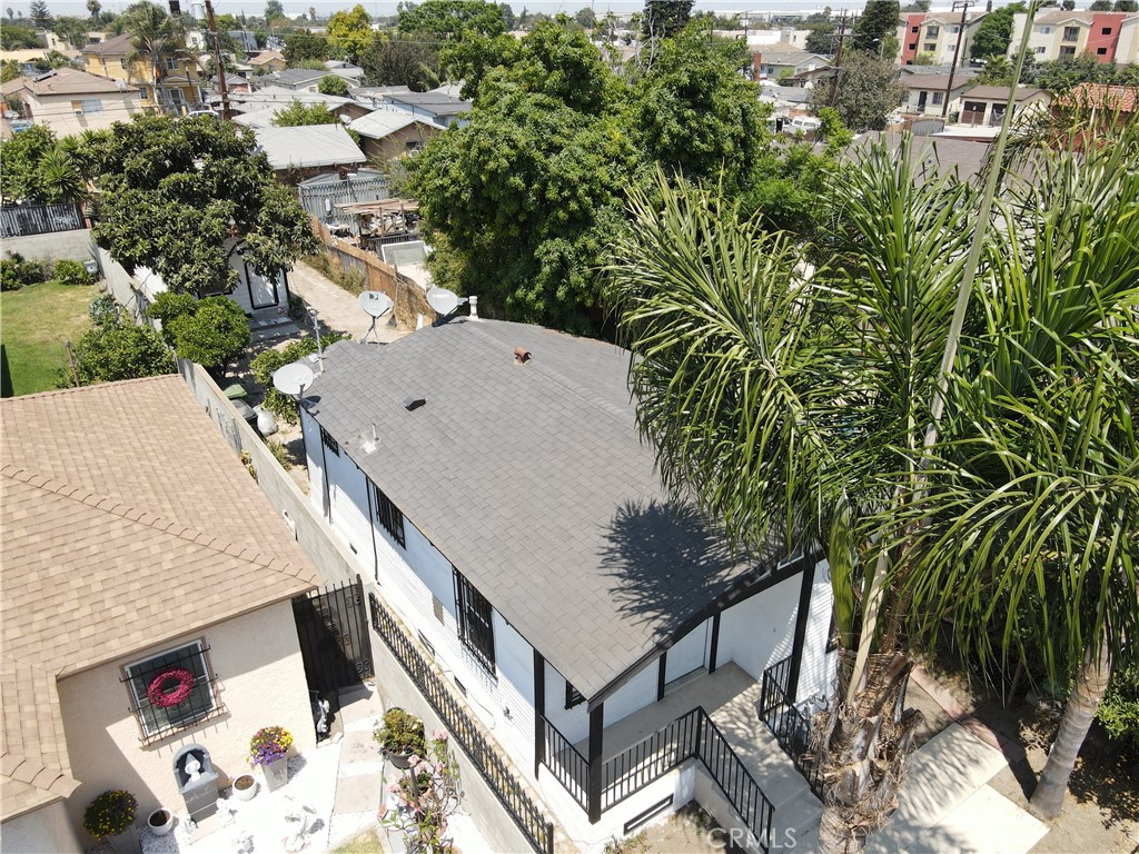 2117 E 112th Street