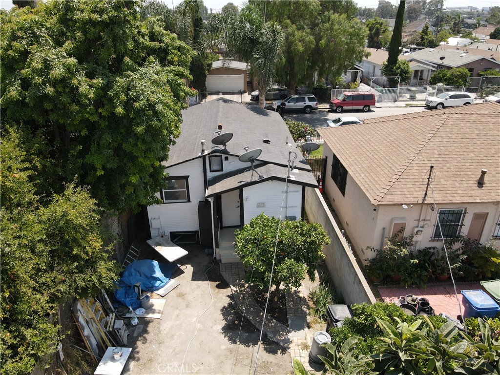 2117 E 112th Street