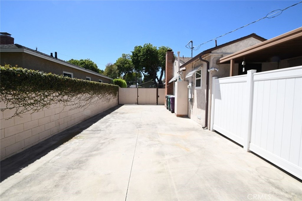 1848 Elmfield Avenue