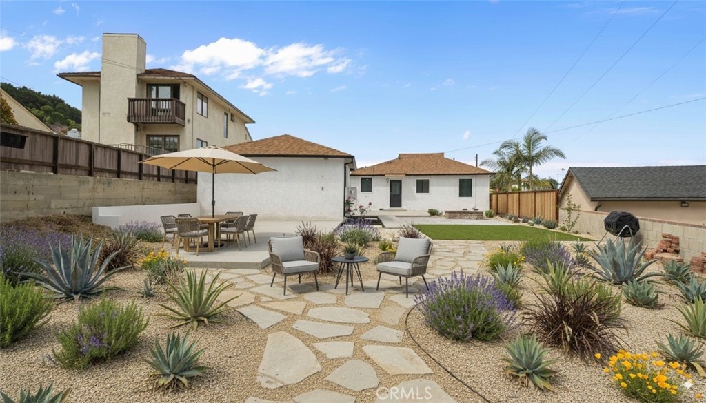 1725 W Averill Park
