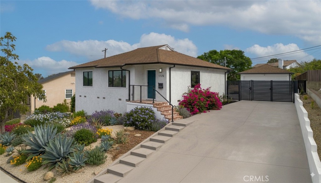 1725 W Averill Park