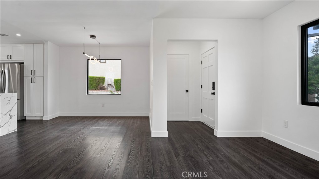 1725 W Averill Park