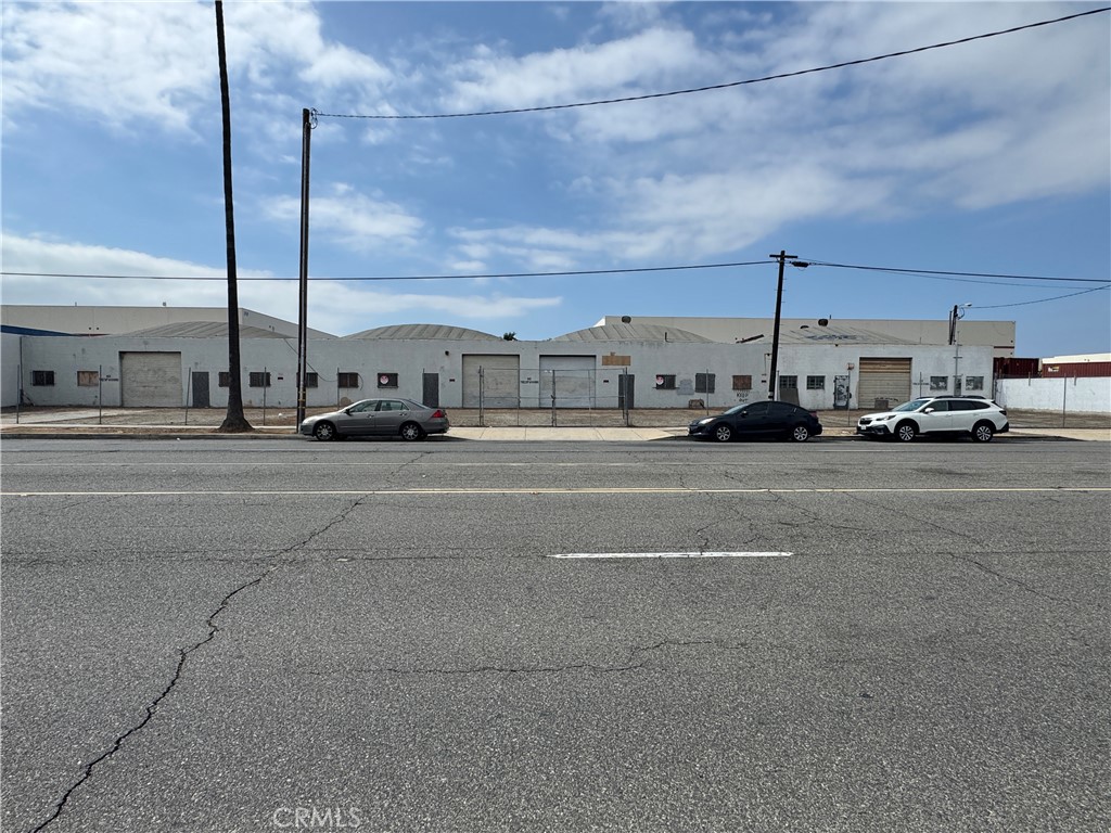 18121 S Broadway