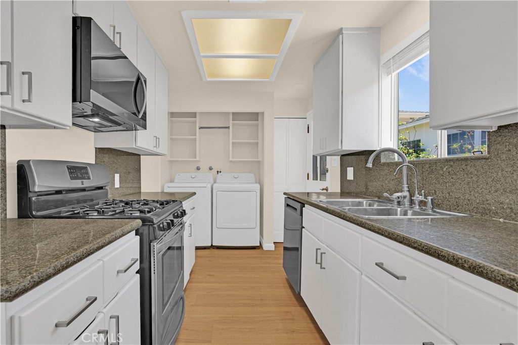 12521 Walsh