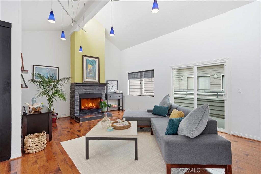 1134 Cypress