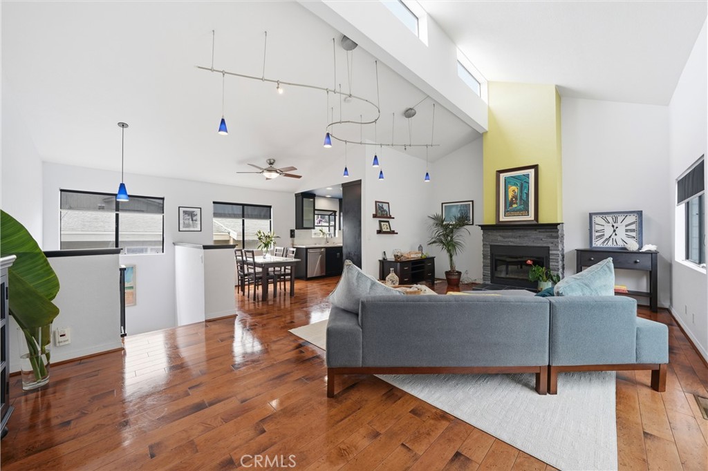 1134 Cypress