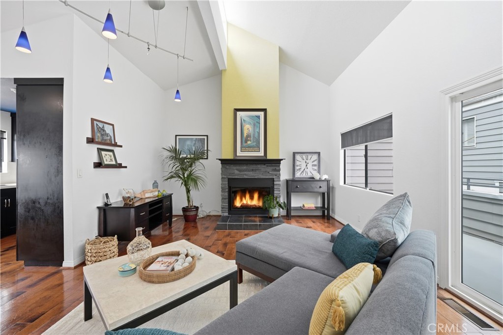 1134 Cypress