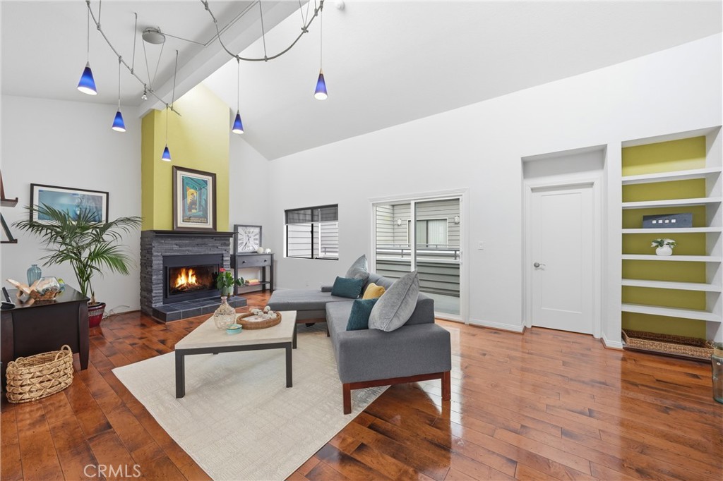 1134 Cypress