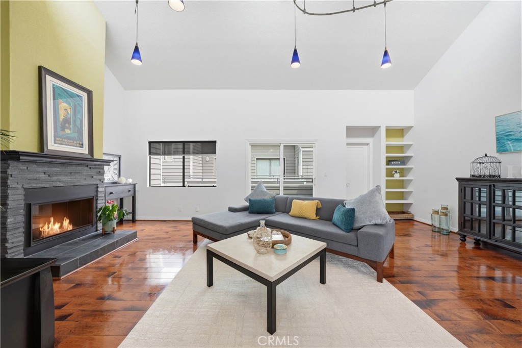 1134 Cypress
