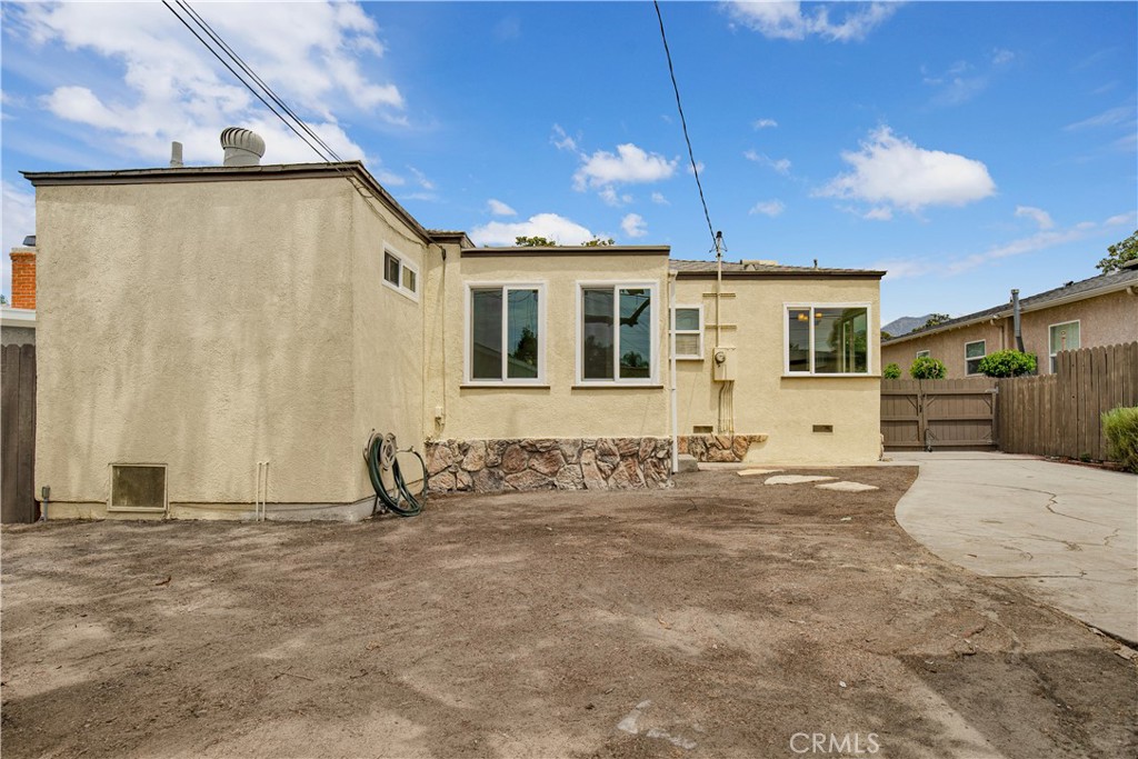836 Grant