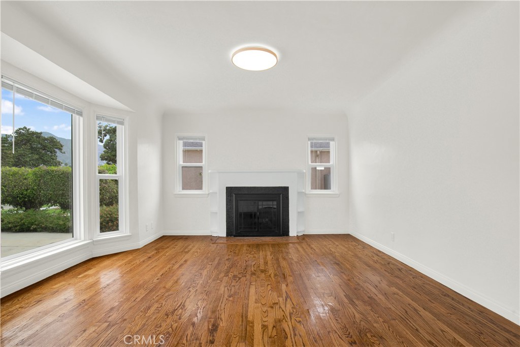 836 Grant