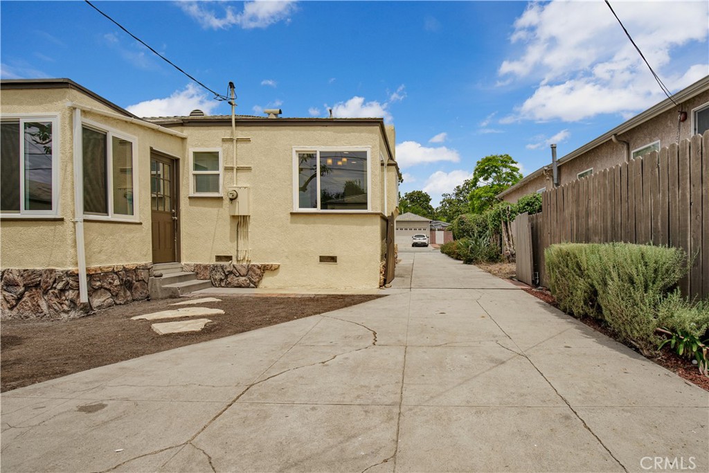 836 Grant