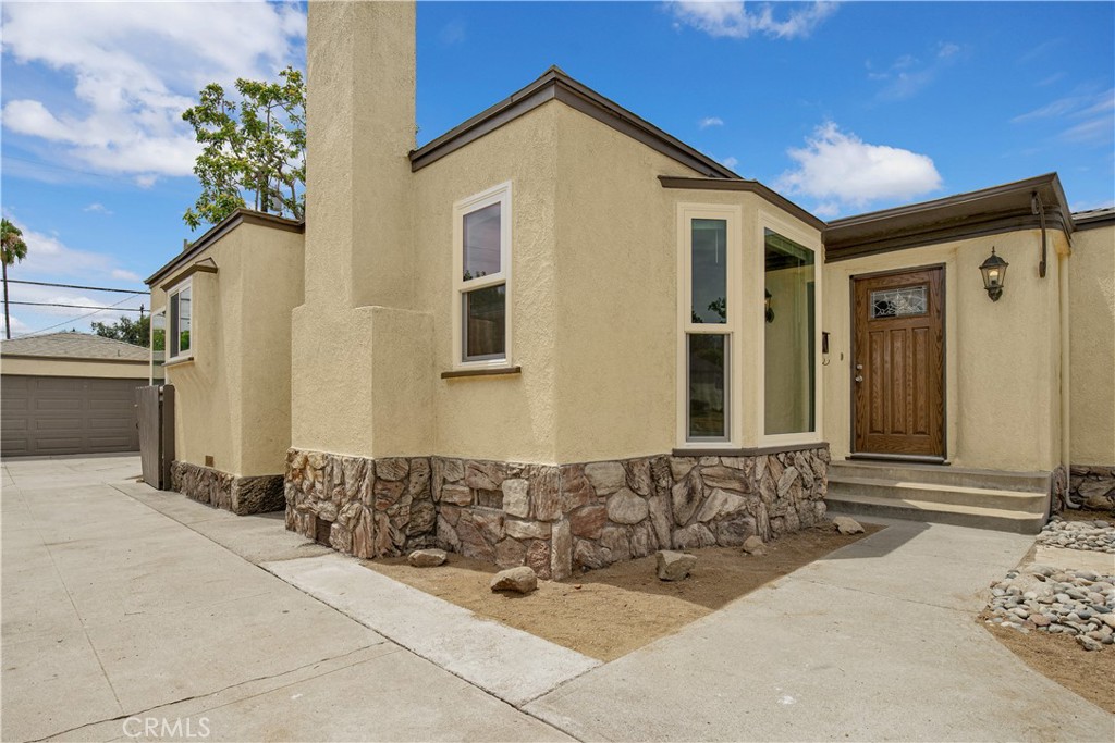 836 Grant