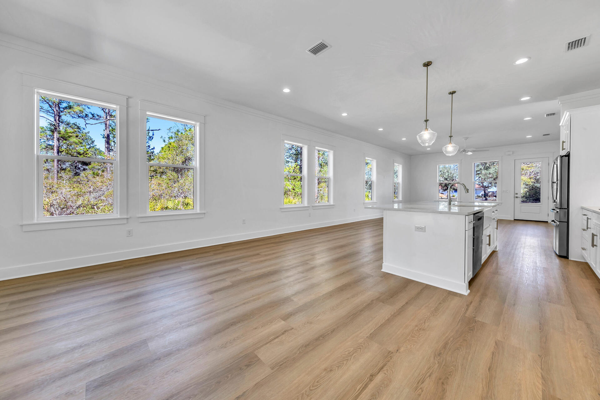 1536 E Nursery Road