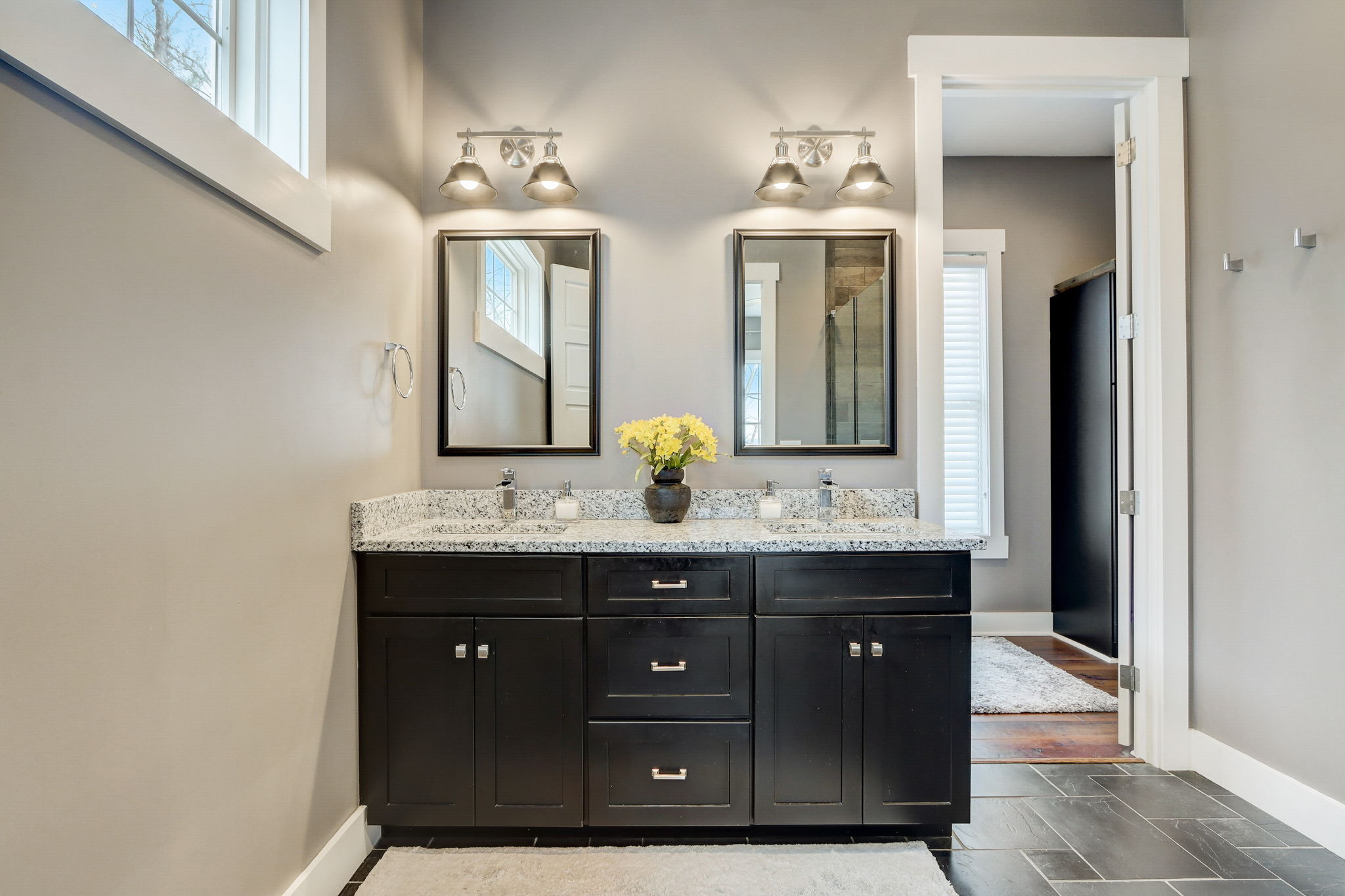 9193 E Dogwood Drive