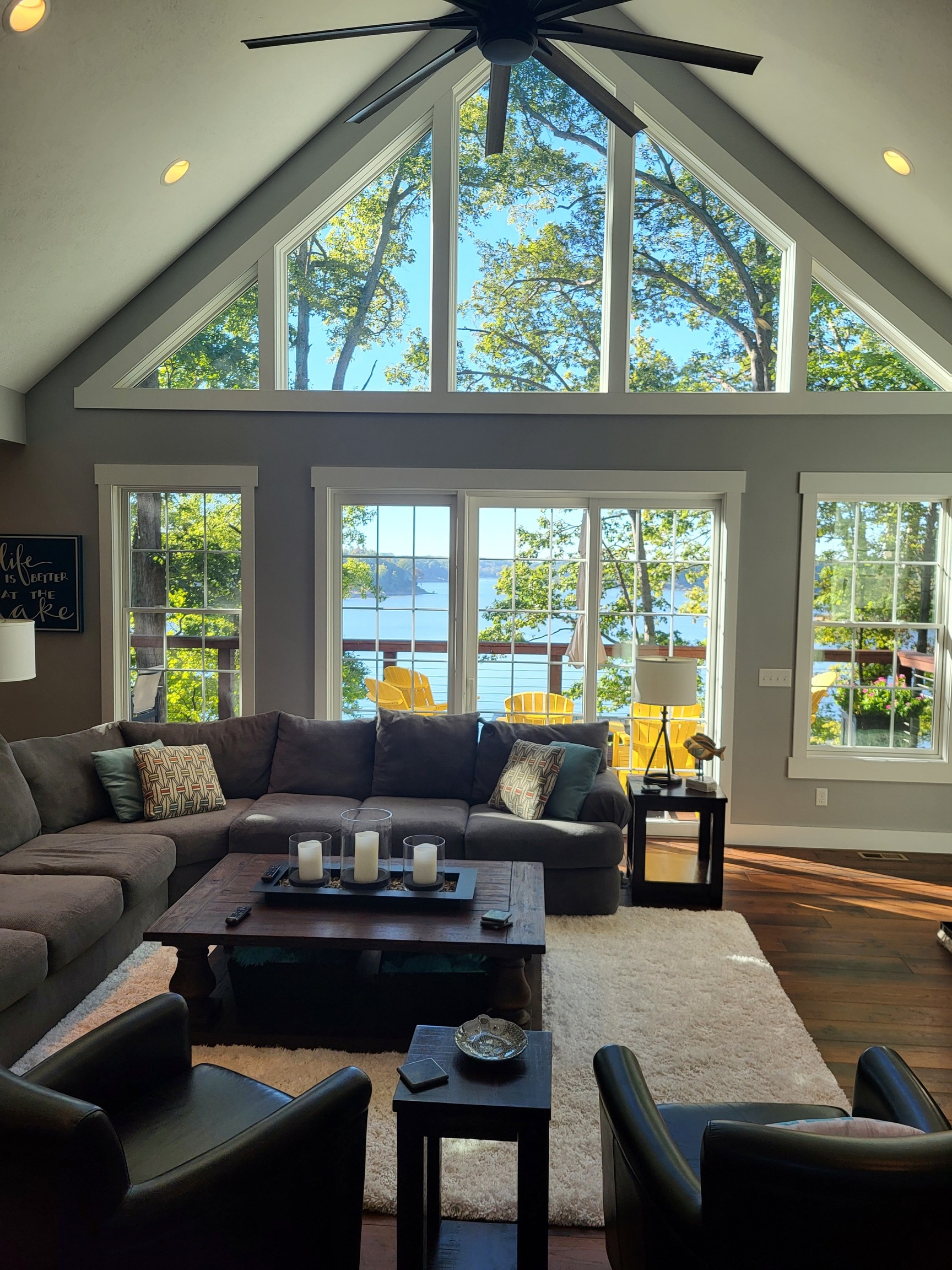 9193 E Dogwood Drive