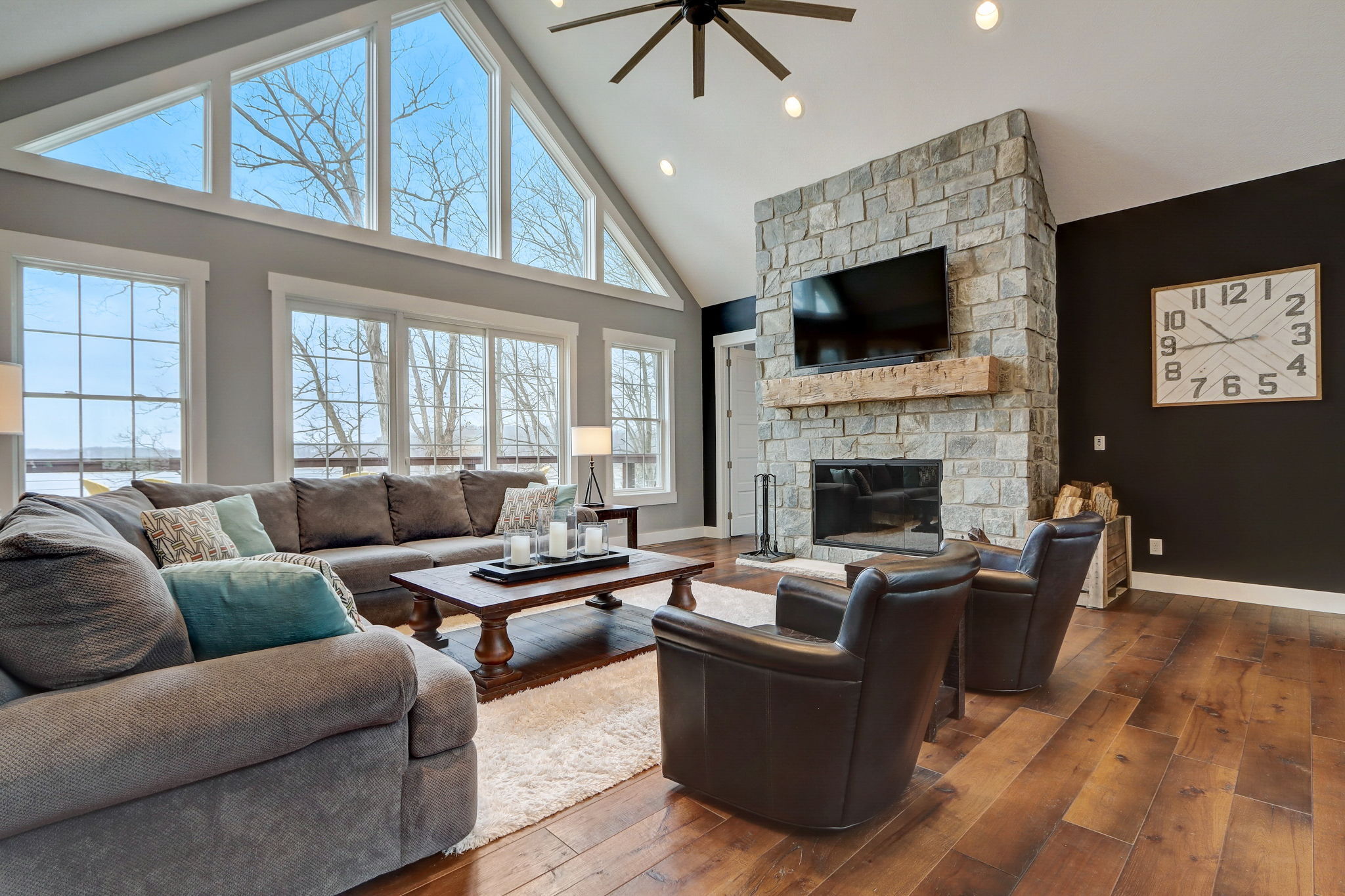 9193 E Dogwood Drive